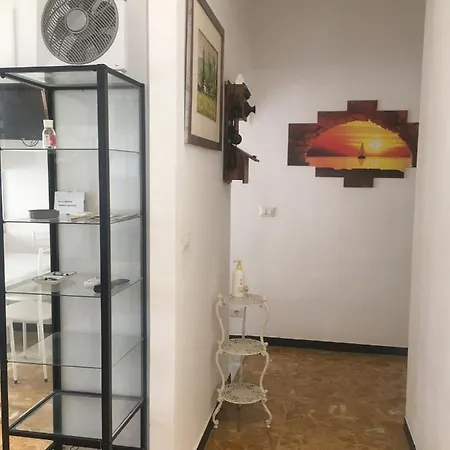 Διαμέρισμα Near The *